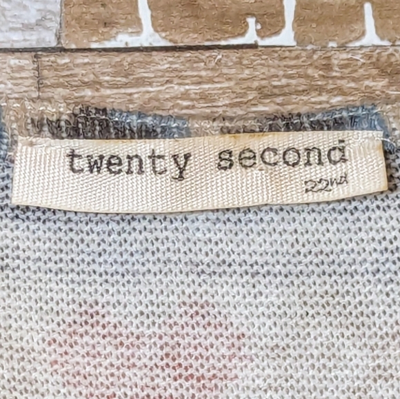 Twenty Second Aztec Short Sleeve Drop Shoulder Cardigan - Picture 8 of 16